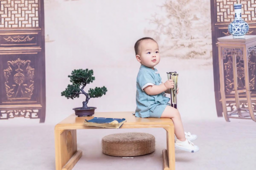 安阳宝宝反复发烧呕吐